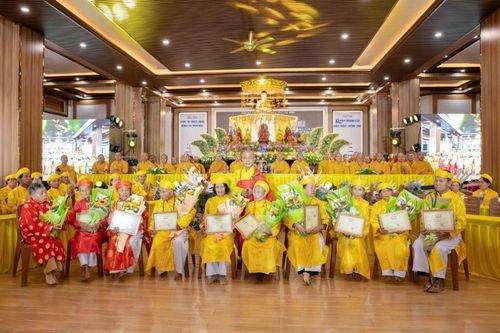 Đắk Nông: Chùa Phước Quang tổ chức lễ mừng thọ đến 60 vị Phật tử cao niên