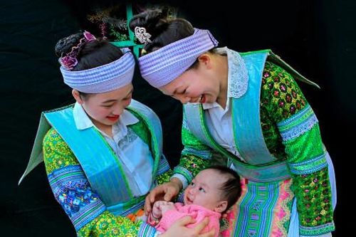 Phụ nữ & tình yêu cuộc sống