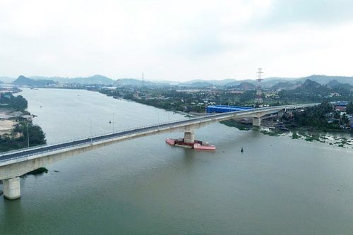 Diện mạo cầu Lại Xuân nối Hải Phòng với Quảng Ninh sau hai năm thi công
