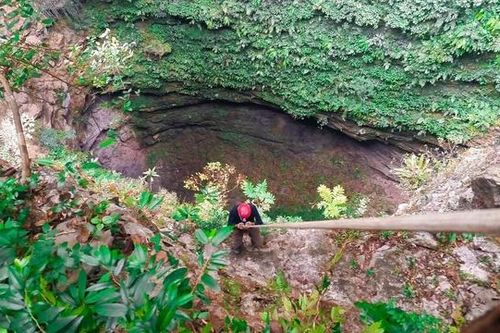 Có gì trong hố sụt mang tên Ác Mộng tại Vườn Quốc gia Phong Nha - Kẻ Bàng