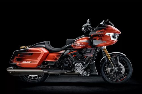 Siêu môtô Harley-Davidson CVO Road Glide RR giá từ 110.000 USD
