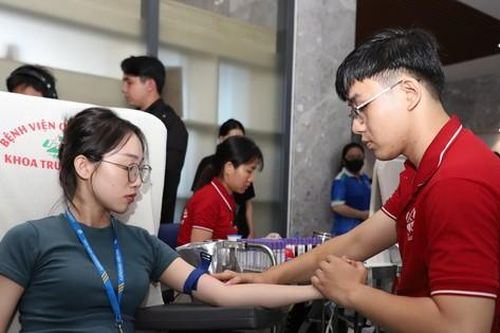 Sống cống hiến, lan tỏa yêu thương theo cách của GenZ