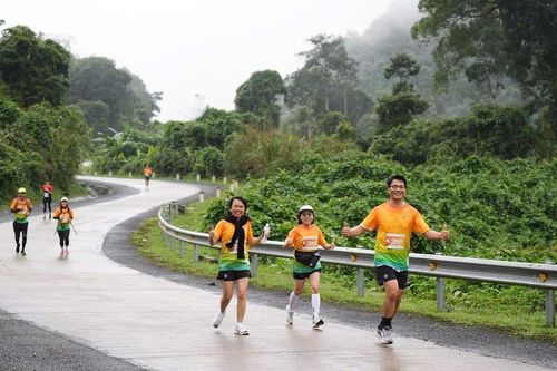 Vừa chạy vừa khám phá những cung đường giữa lòng di sản Phong Nha - Kẻ Bàng