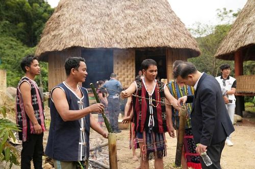 Quảng Nam quảng bá tuyến du lịch mới kết nối Hội An, Mỹ Sơn và Cổng trời Đông Giang