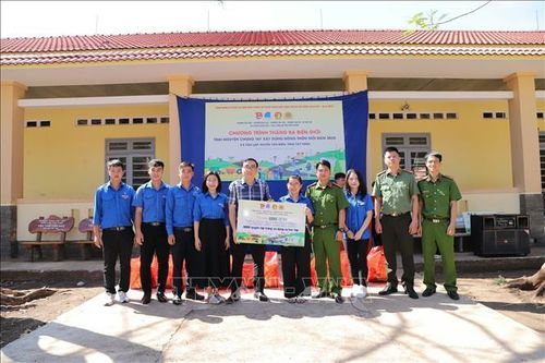 Sức trẻ chung tay xây dựng nông thôn mới