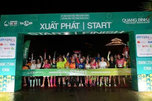 Khám phá vẻ đẹp thiên nhiên kỳ bí ở 'Vương quốc hang động' qua giải chạy marathon