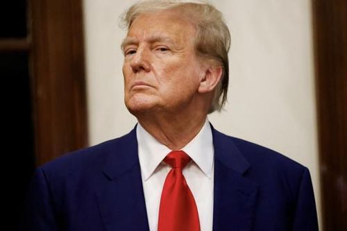 Tổng thống Donald Trump với các chính sách giảm thâm hụt thương mại