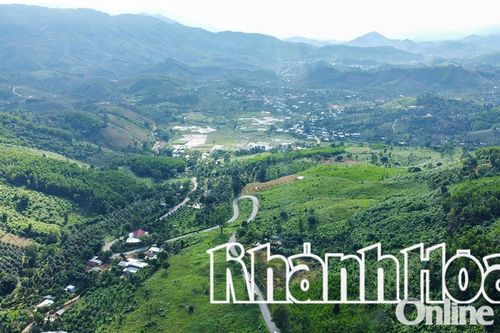 Dự án Tuyến đường liên vùng Khánh Sơn - Khánh Vĩnh: Tập trung giải phóng mặt bằng