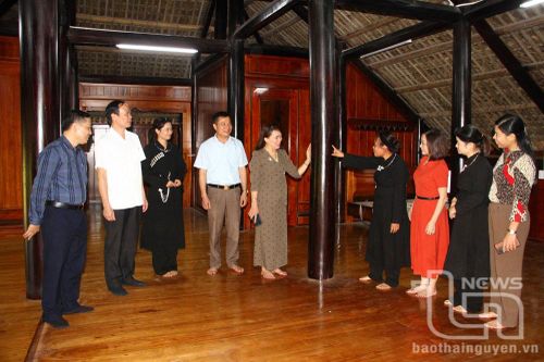Gặp gỡ những cán bộ làm dân vận khéo