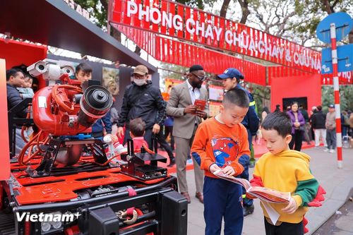 Học kỹ năng phòng cháy qua trải nghiệm thực tế