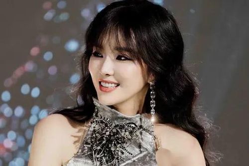 Đinh Hương The Voice trở lại sau 8 năm ở ẩn