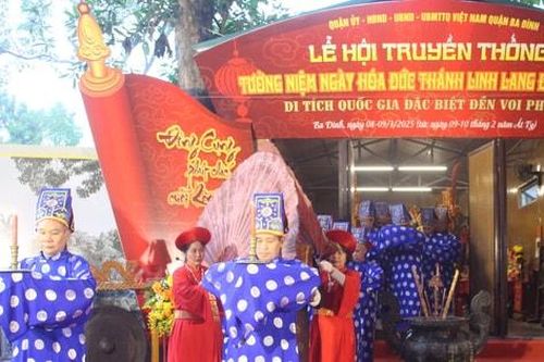 Quận Ba Đình tưởng niệm ngày hóa Đức thánh Linh Lang Đại Vương