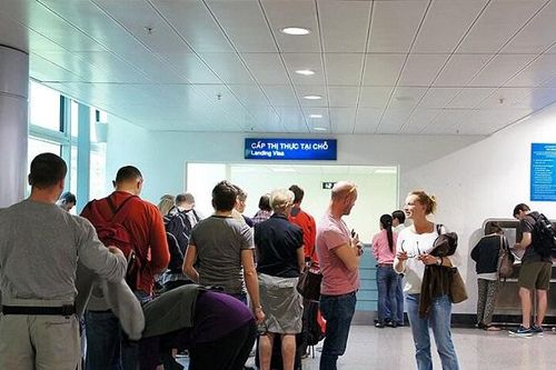 Những công dân nước nào được miễn thị thực khi nhập cảnh vào Việt Nam?