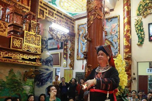 Cần có quy chuẩn về thực hành tín ngưỡng