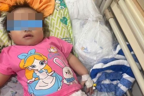 Liên tiếp trẻ ở TP.HCM nhập viện vì hóc dị vật