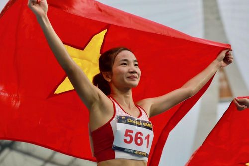 Nguyễn Thị Oanh dự giải chạy Phú Quốc Marathon 2025