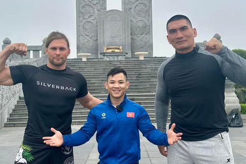 'Hiếu khổng lồ' chính thức chốt kèo đấu với Zakhar, CĐV Việt Nam hy vọng 'Độc cô cầu bại' của sới vật sẽ bị giải mã