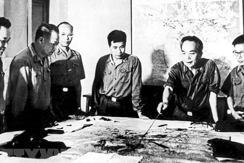 Quyết tâm giải phóng miền nam với khí thế 'một ngày bằng hai mươi năm'