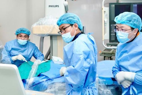 Triển khai kỹ thuật tiên tiến trong lĩnh vực tim mạch-sinh thiết nội mạc cơ tim