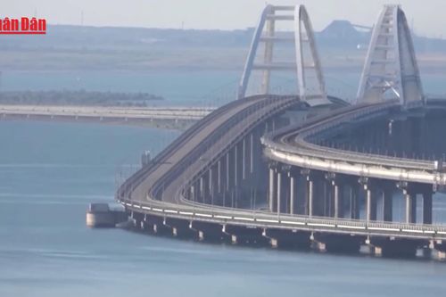 Ukraine để ngỏ khả năng tấn công cầu Crimea lần thứ ba