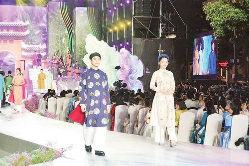 Thêm yêu chiếc áo dài