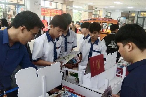 Trường Đại học Cửu Long có mức học phí phù hợp với sinh viên khu vực Đồng bằng Sông Cửu Long