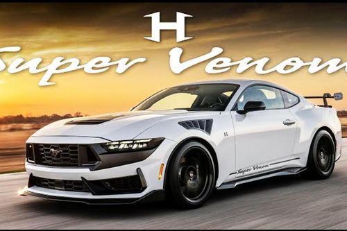 'Quái vật' Ford Mustang Dark Horse Super Venom hơn 4 tỷ đồng
