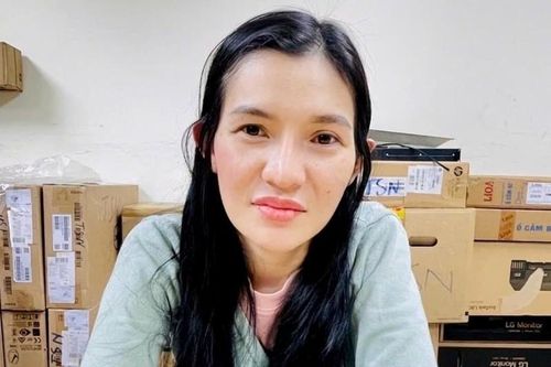 Bắt giữ 'hotgirl' bị truy nã tội sử dụng trái phép chất ma túy
