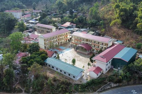 Trường PTDTBT Tiểu học và THCS Mường Tùng: Lan tỏa ý thức xanh từ những hành động nhỏ