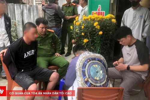 Đột nhập nhà dân trộm cắp tài sản