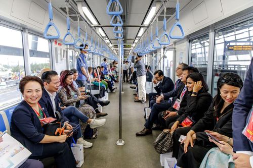 Đa dạng các hình thức thanh toán giúp người dân trải nghiệm metro liền mạch