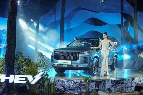 Xe SUV sử dụng động cơ lai lập kỷ lục về đoạn đường di chuyển lên đến hơn 1.420km