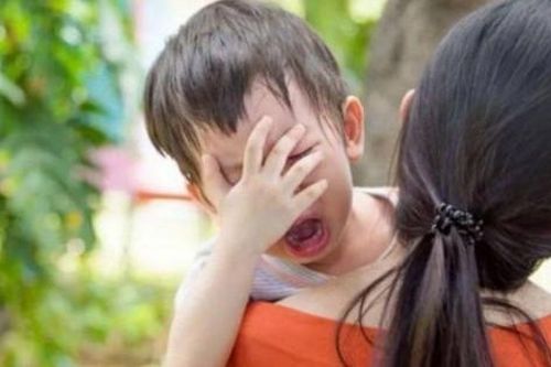 3 kiểu người mẹ này có thể phá hủy tương lai của con mình