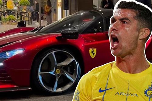 Cristiano Ronaldo sắm thêm siêu xe Ferrari