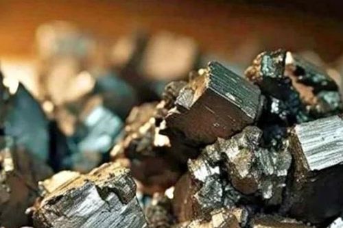 Ngoài đất hiếm, Việt Nam sở hữu 'kho báu' mà thế giới thèm muốn, một tỉnh miền Trung nắm 80%