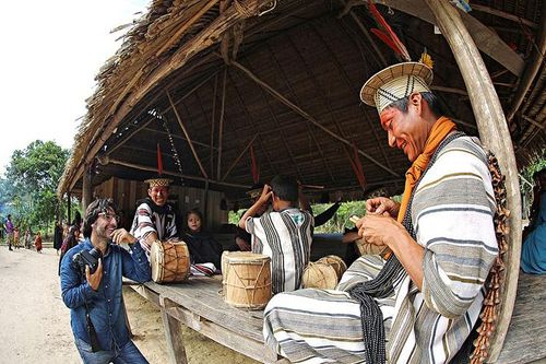 Chiêm ngưỡng bộ ảnh tuyệt đẹp về bộ lạc thổ dân tại rừng mưa nhiệt đới Amazon