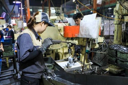 Vực dậy bền vững cho doanh nghiệp nhỏ và vừa