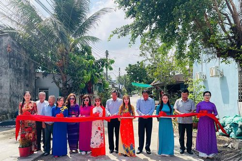 Hoàn công nâng cấp tuyến đường nội bộ khu dân cư ấp Trung Phú 3 (xã Vĩnh Phú)