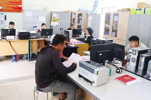 Cuộc sống đổi thay nhờ có điện