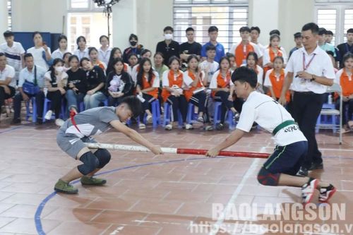 Đổi mới giáo dục thể chất, thúc đẩy phong trào thể dục, thể thao trong trường học