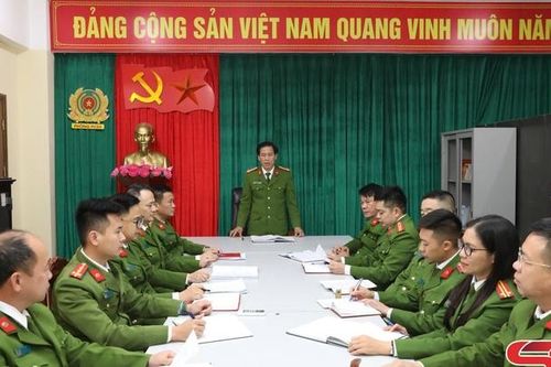 Quyết liệt đấu tranh với tội phạm tham nhũng, kinh tế