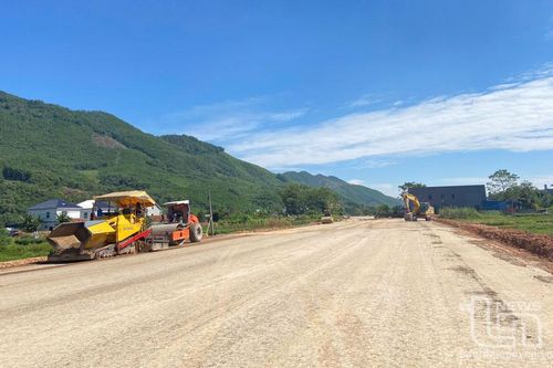 Cát Nê vươn lên từ thế thuần nông