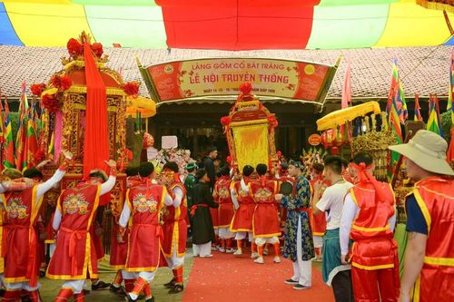 Sắp diễn ra Lễ hội làng gốm Bát Tràng năm 2025