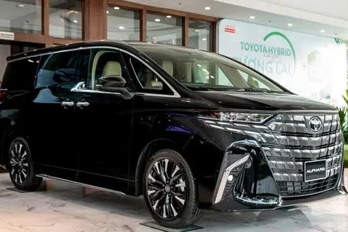 Toyota Việt Nam triệu hồi Alphard vì nắp ca-pô biến dạng