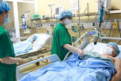 Chiếc áo mới cho bệnh nhân lọc máu