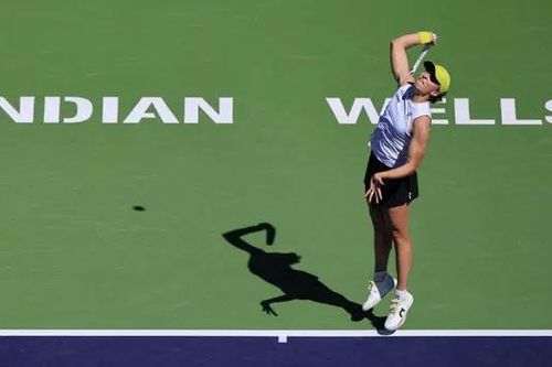 Swiatek chiến thắng dễ dàng ở Indian Wells