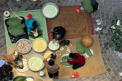 Cầu kỳ chuẩn bị ẩm thực hội làng Bát Tràng