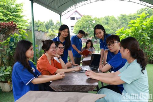 Khai vấn tâm lý, giảm áp lực cho học sinh