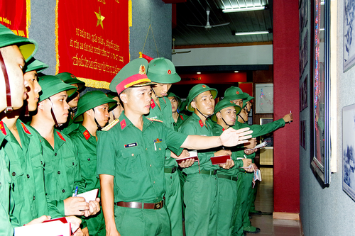 Sinh động, trực quan trong giáo dục truyền thống