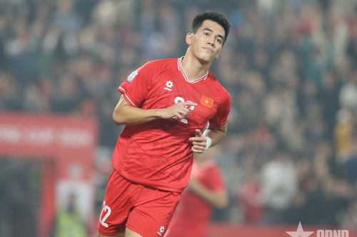 Tiến Linh báo tin vui